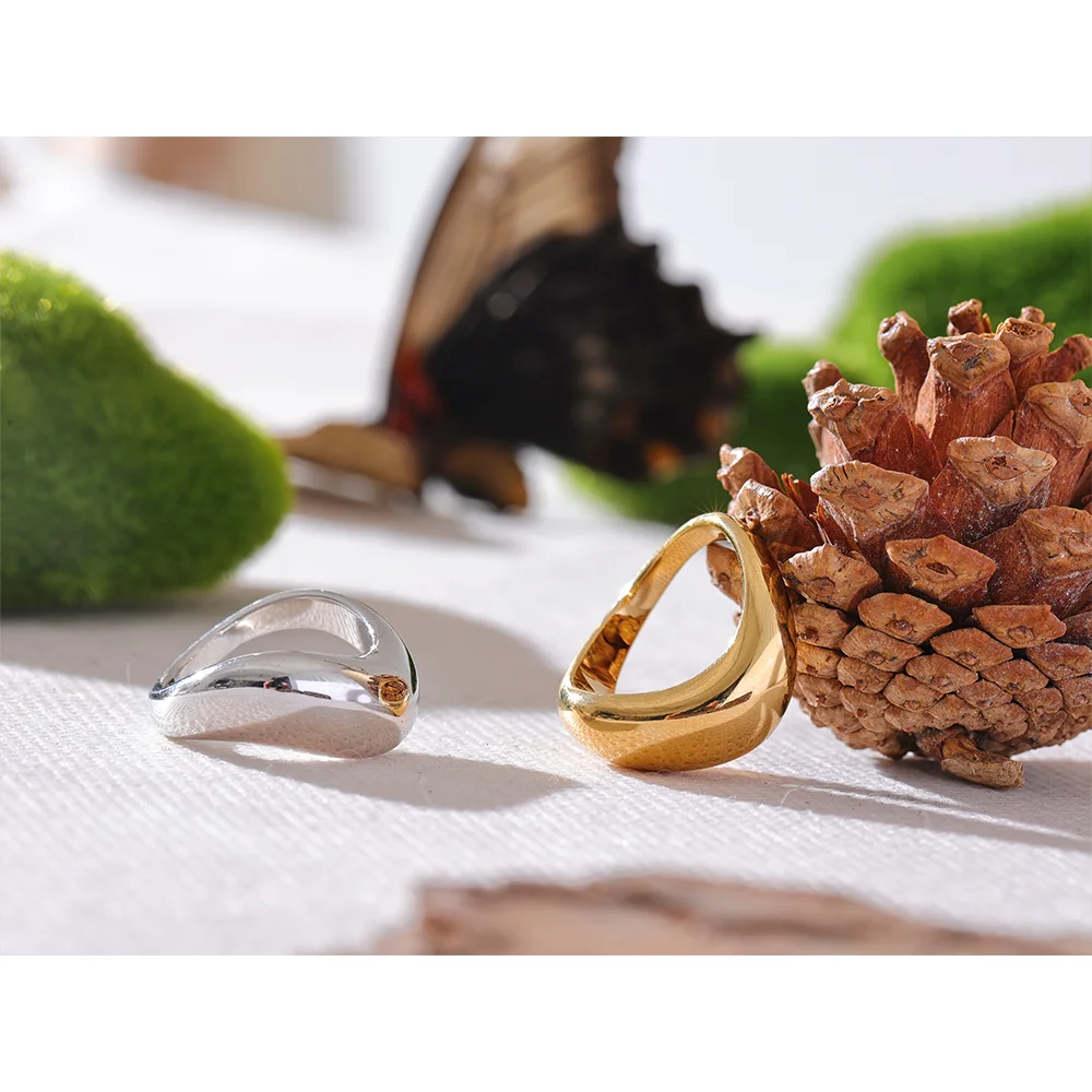  Geometric Ring 